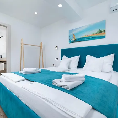 Feriehus Luxurious In Šilo